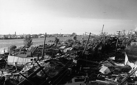 1025 | 日本开办地震保险