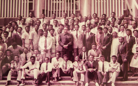 1103 | 非洲再保险公司