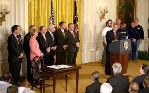 1217 | 美国联邦政府与保险公司共同分担恐怖主义风险